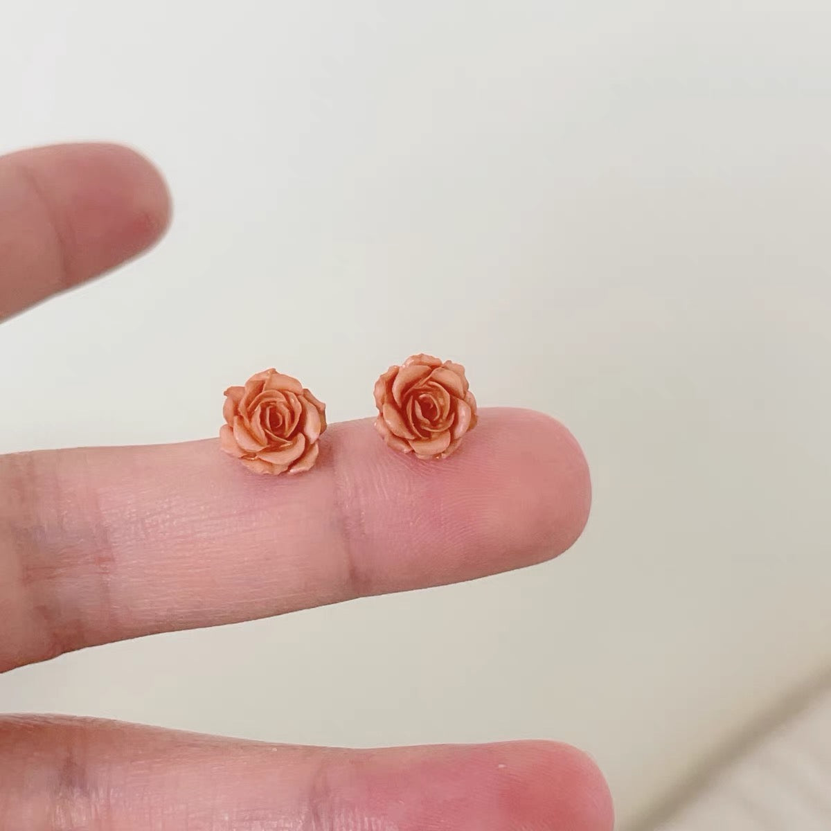 Luminous Soft Flower (Shovel in Live) for Jewelry /Craft /Nail /Phone Case DIY